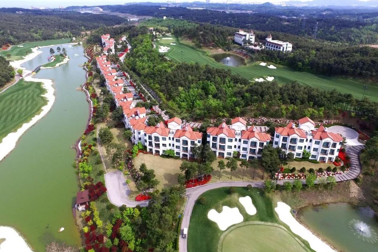 Pineridge Hotel Sokcho Bagian luar foto