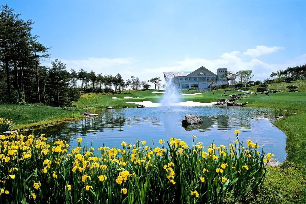 Pineridge Hotel Sokcho Bagian luar foto