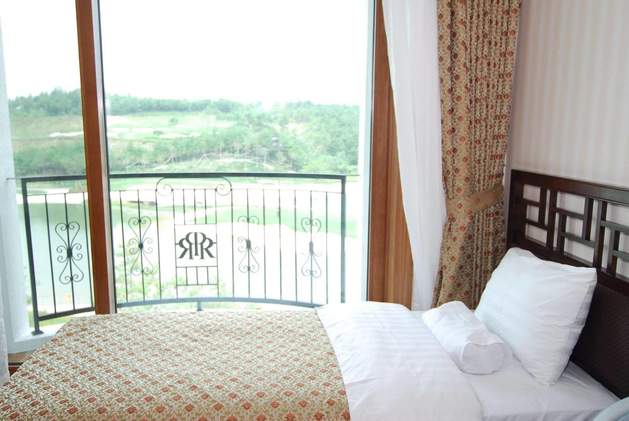 Pineridge Hotel Sokcho Bagian luar foto